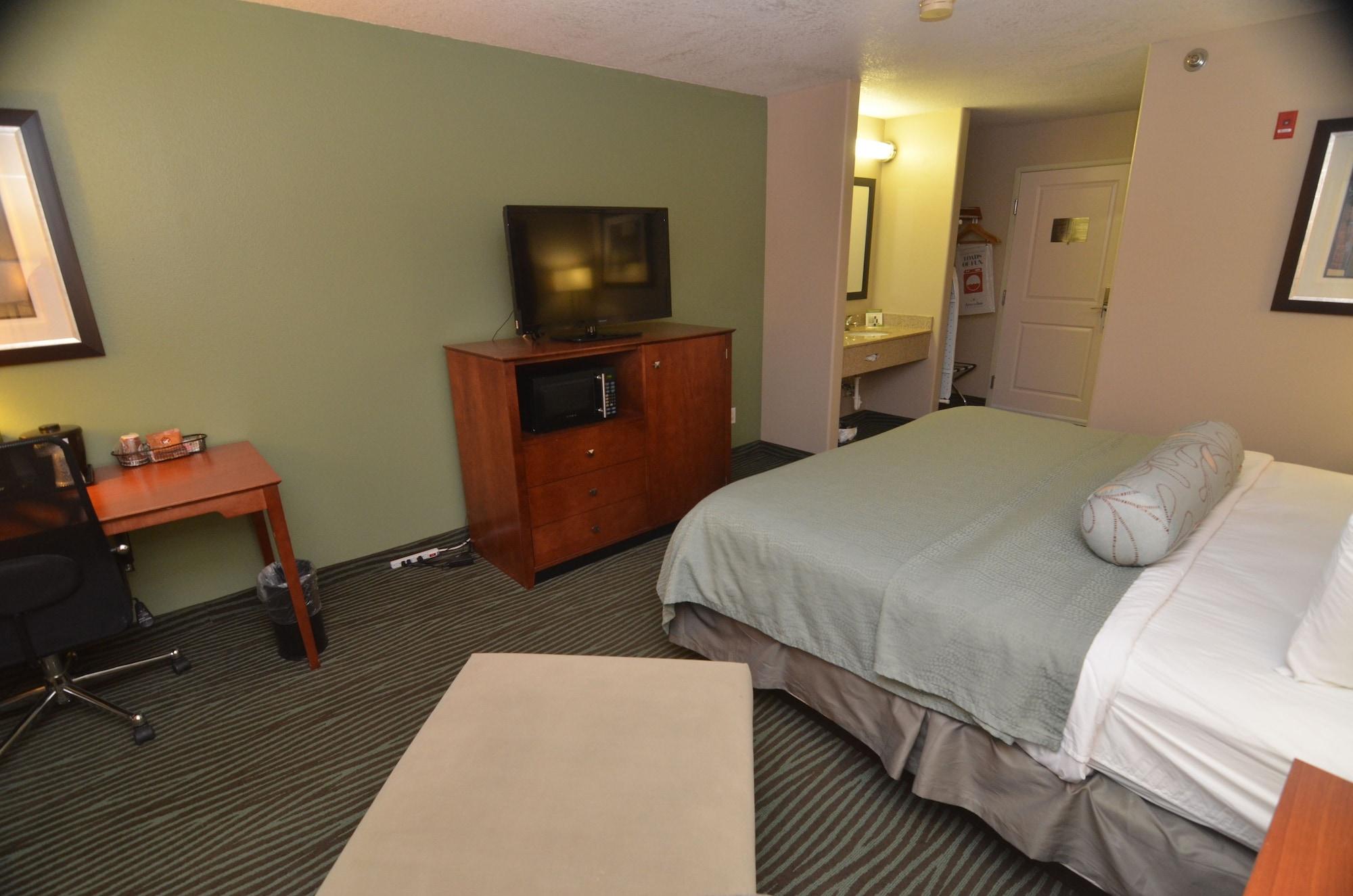 Americinn By Wyndham Des Moines Airport Buitenkant foto